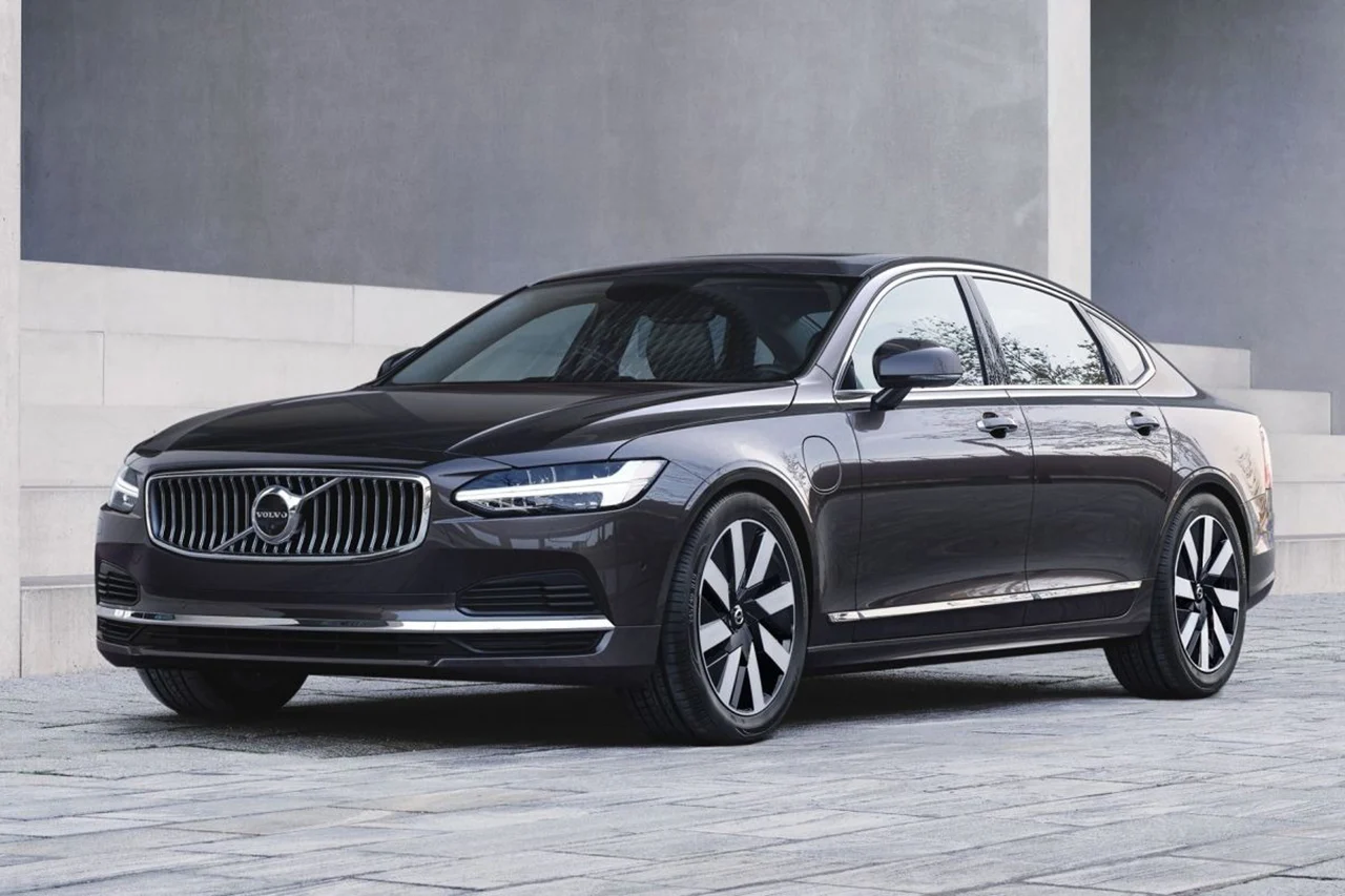 You are currently viewing Volvo – S90 (2016 – )